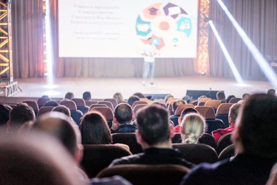 presentation-to-audience